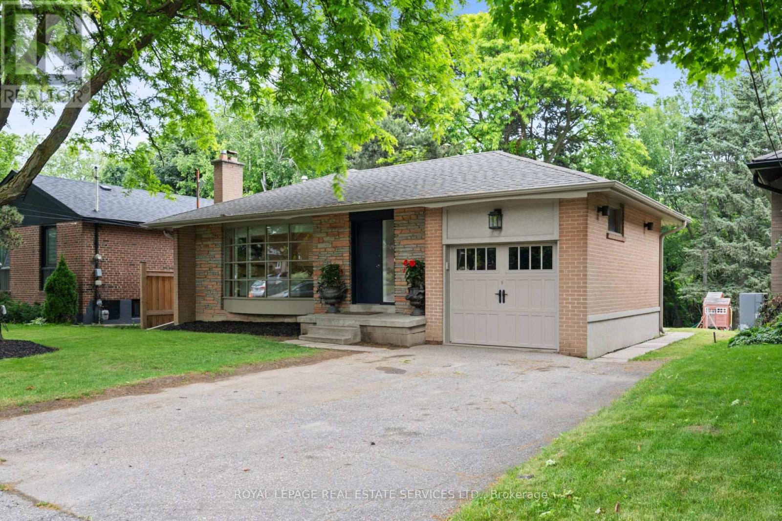 Property at 106 WEST DEANE PARK DRIVE image 2
