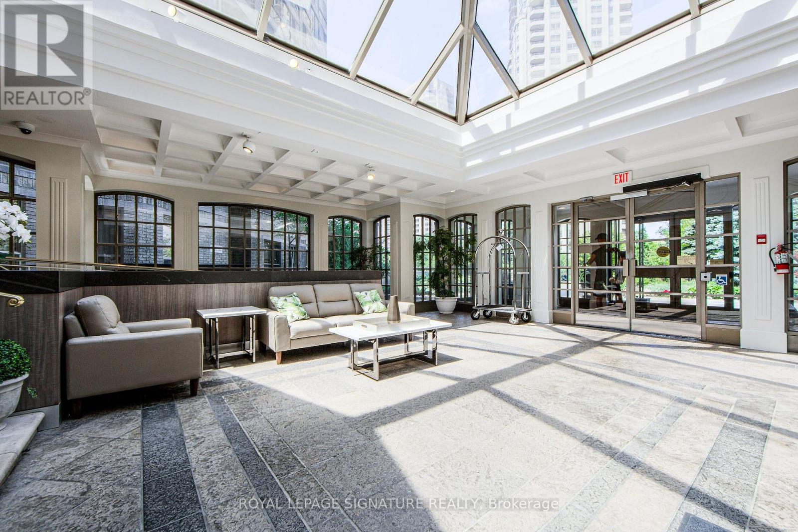 Property at 2111 - 55 KINGSBRIDGE GARDEN CIRCLE image 4