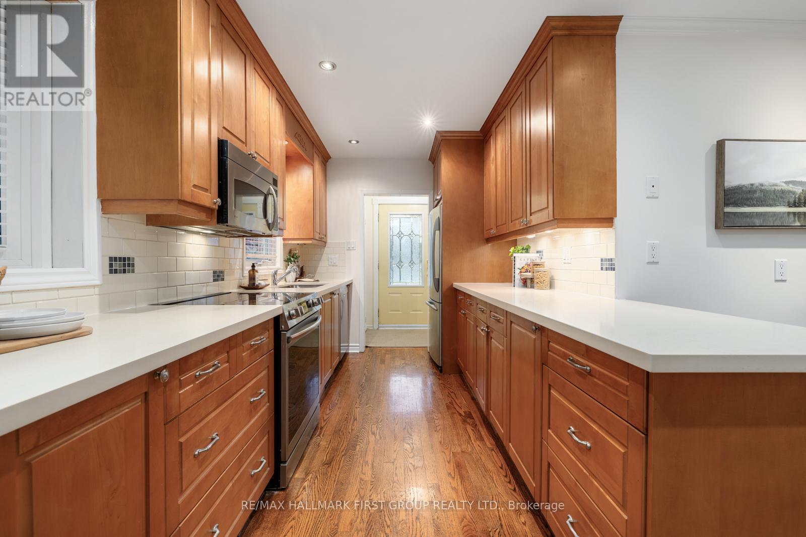 Property at 2647 MISENER CRESCENT image 4