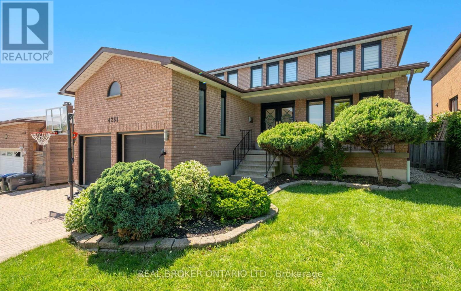 Property at 4231 HIGHGATE CRESCENT image 3