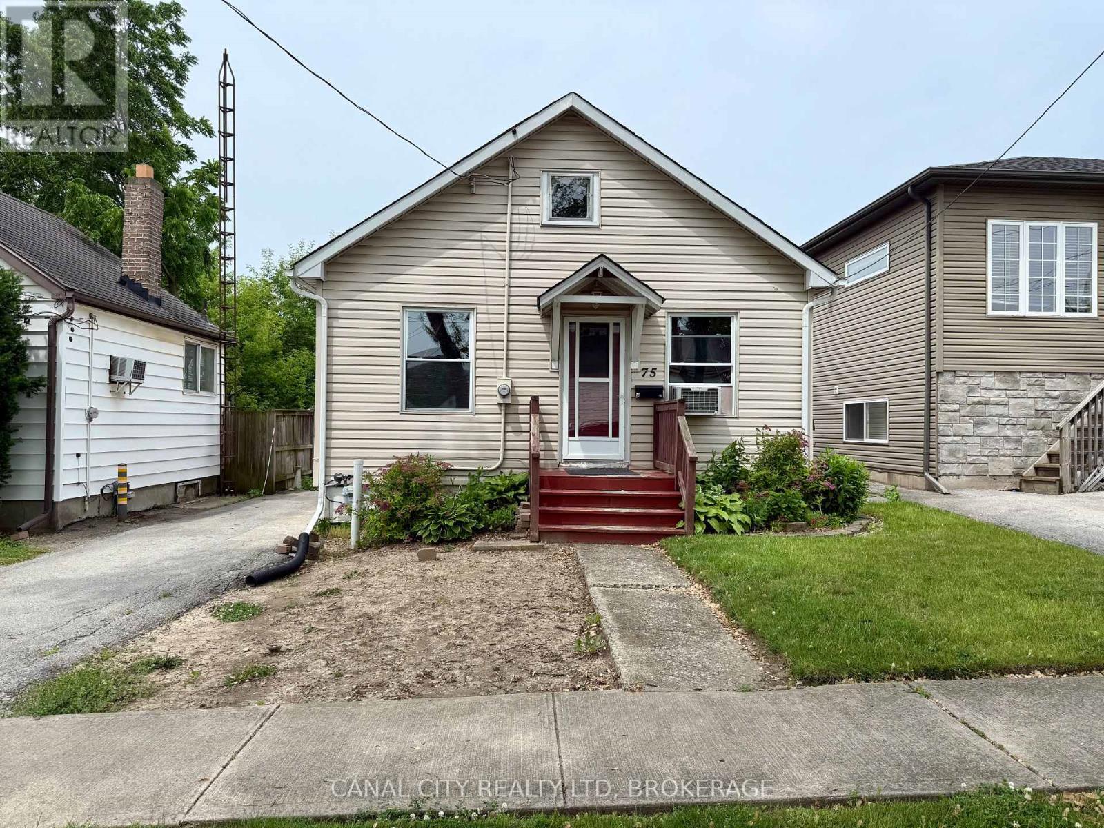 Property at 75 WEST STREET N image 1