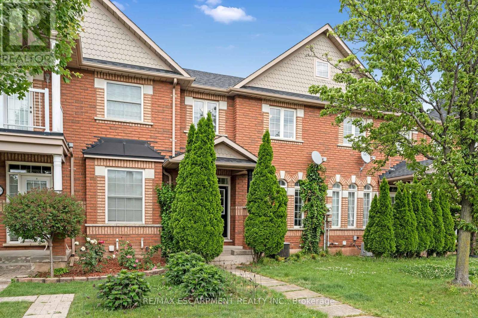 461 HWY 8, Hamilton, Ontario