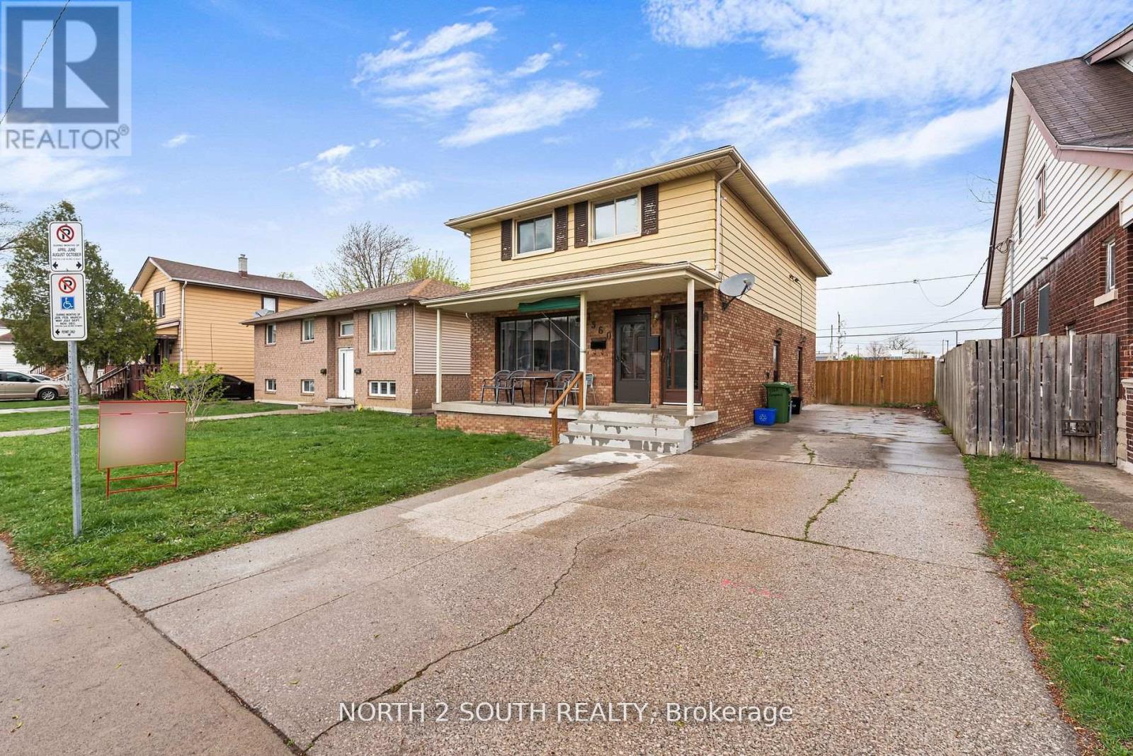 1362 Goyeau Street, Windsor, Ontario  N8X 3L1 - Photo 2 - X12239498