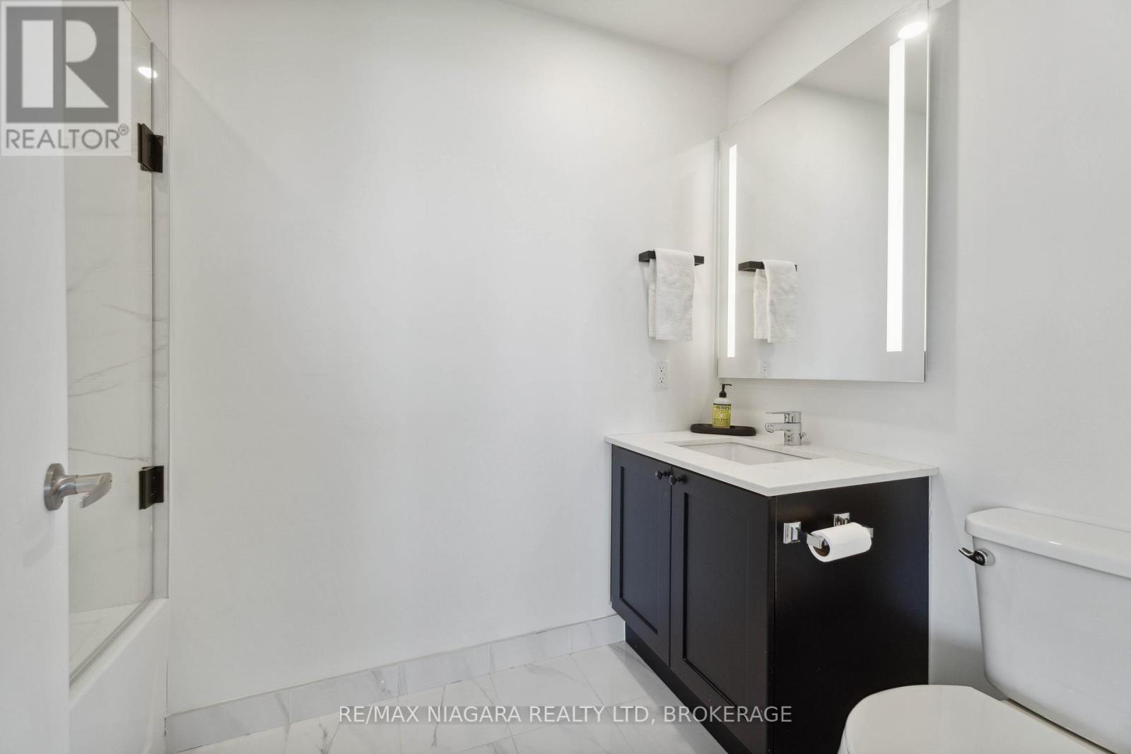 601 - 7711 Green Vista Gate, Niagara Falls, Ontario  L2H 1R1 - Photo 12 - X12233068