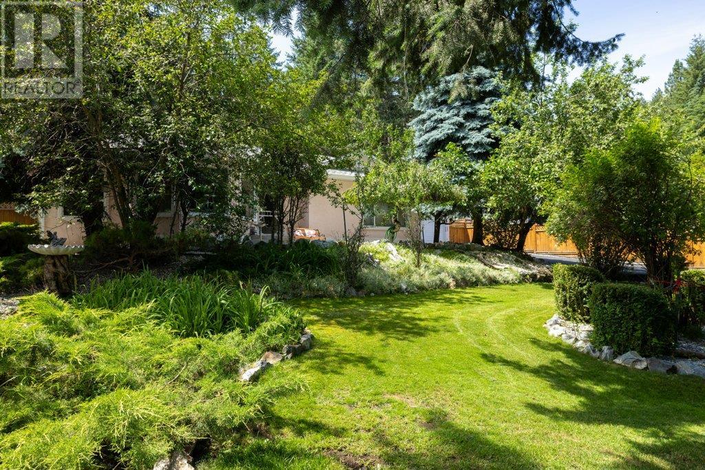 Property at 10724 Pinecrest Road image 4