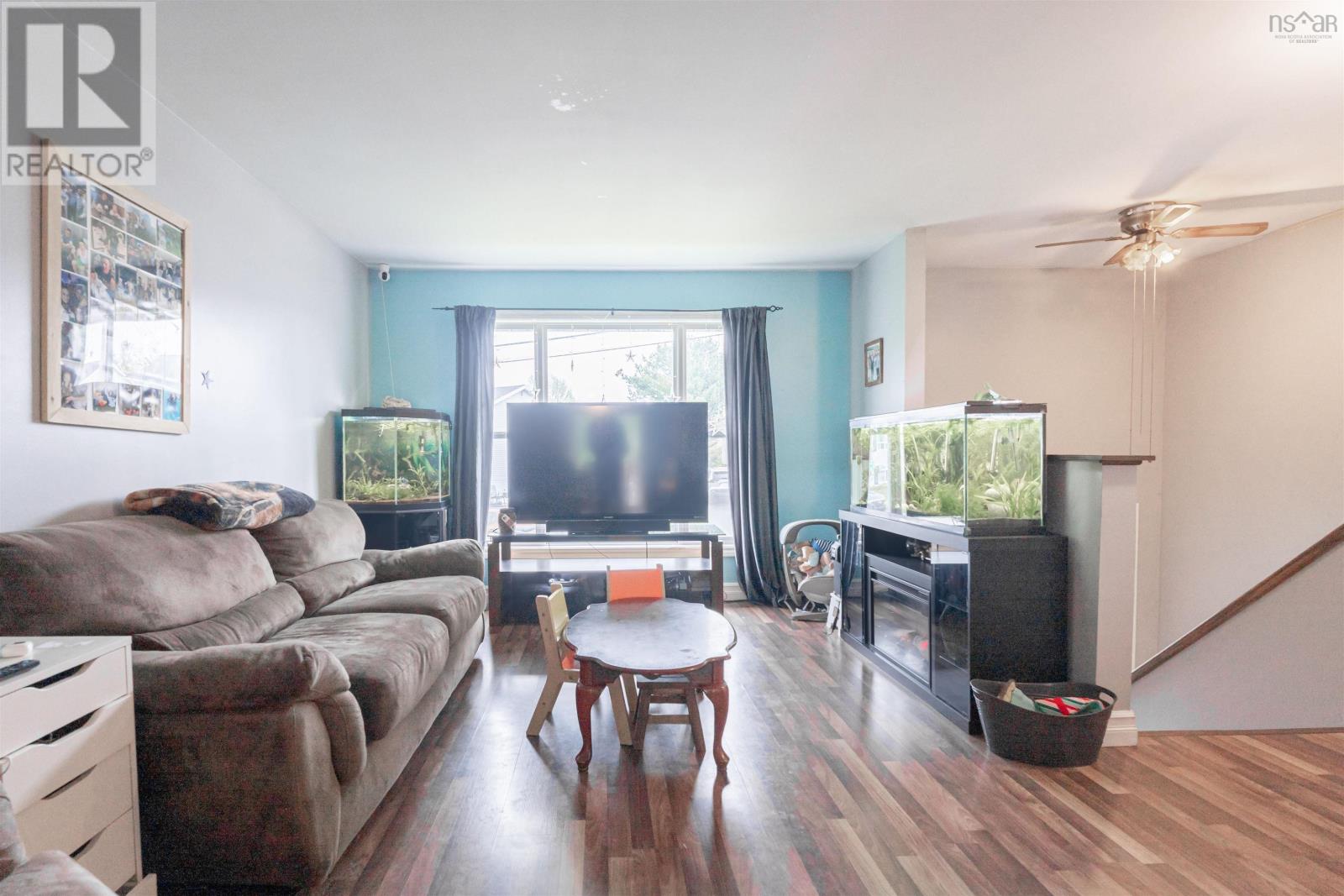 Property at 17 Contessa Court image 5