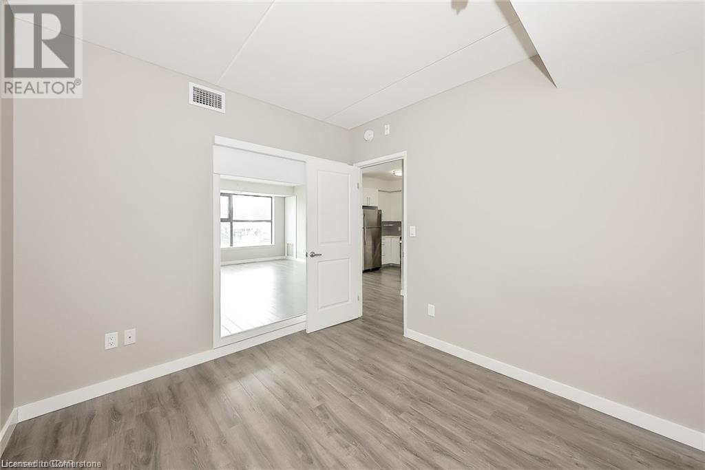 1291 Gordon Street Unit# 223, Guelph, Ontario  N1L 0M5 - Photo 24 - 40741355
