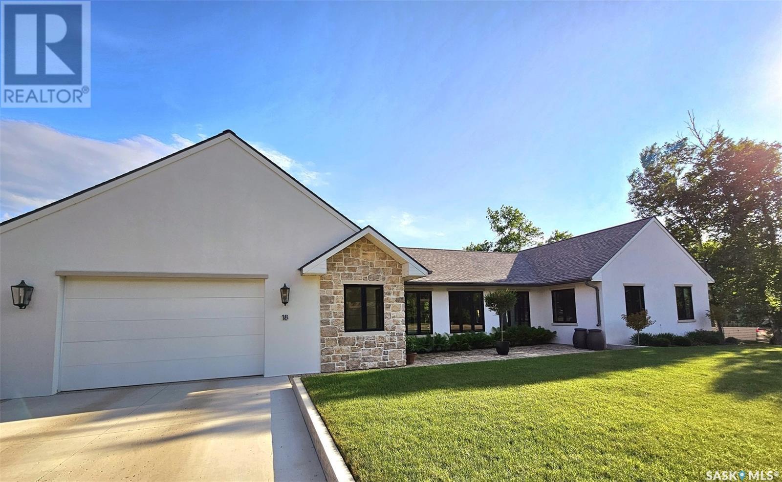 18 Watzamattau STREET, kenosee lake, Saskatchewan