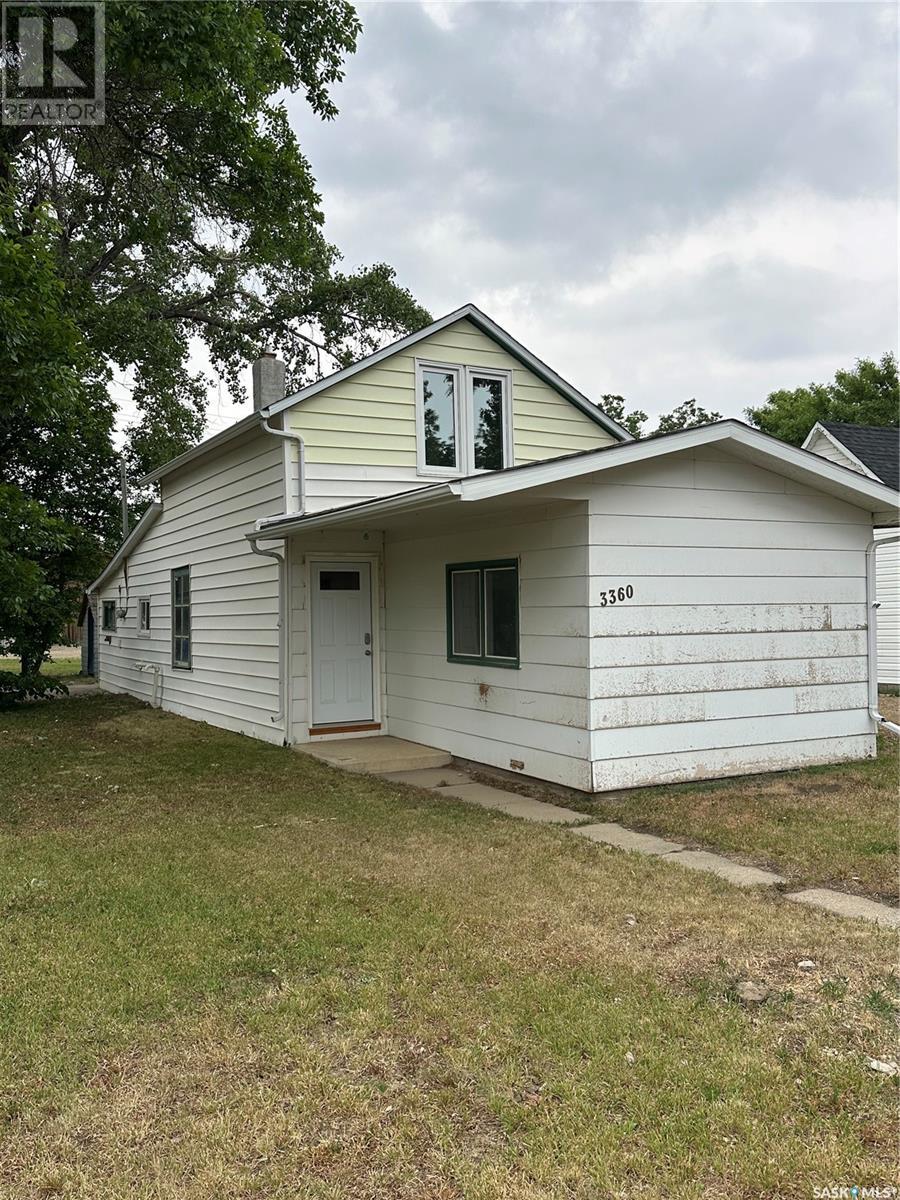 3360 Rutland AVENUE, Gull Lake, Saskatchewan