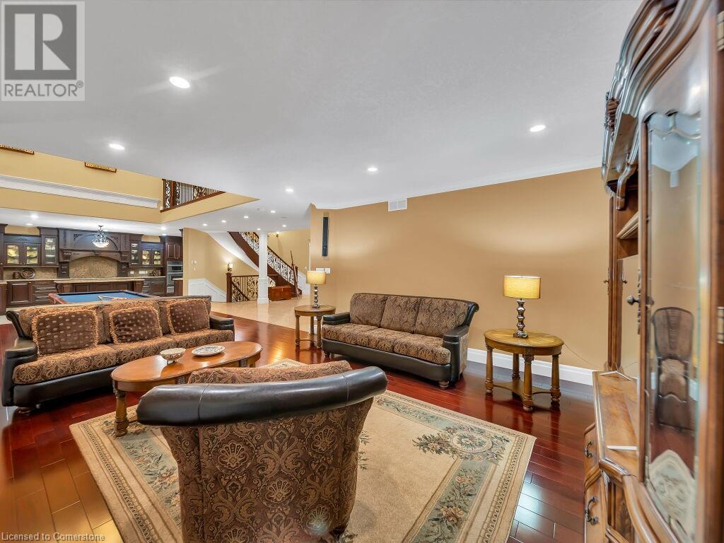 26 Paddock Court, Kitchener, Ontario  N2C 2R4 - Photo 10 - 40743407