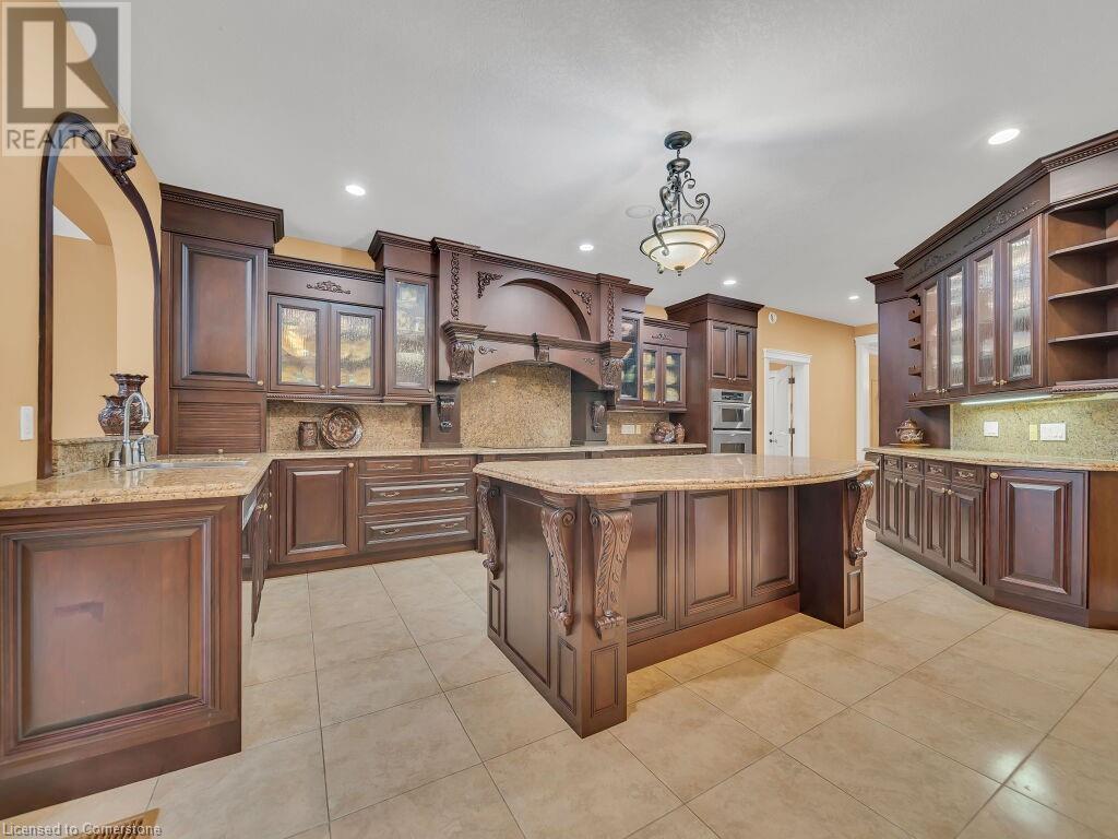 26 Paddock Court, Kitchener, Ontario  N2C 2R4 - Photo 11 - 40743407