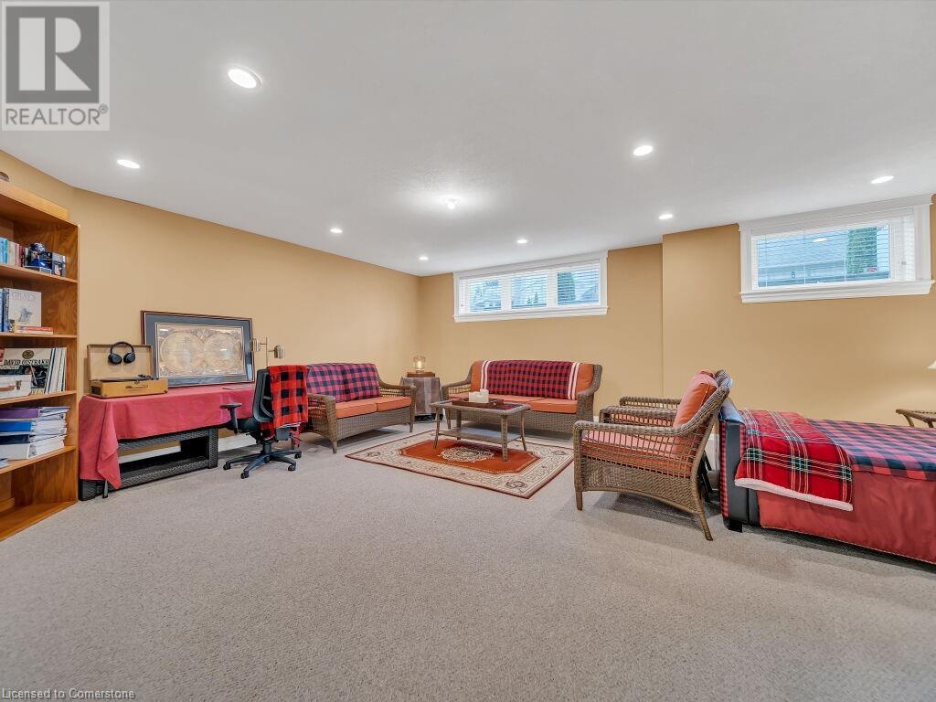 26 Paddock Court, Kitchener, Ontario  N2C 2R4 - Photo 36 - 40743407