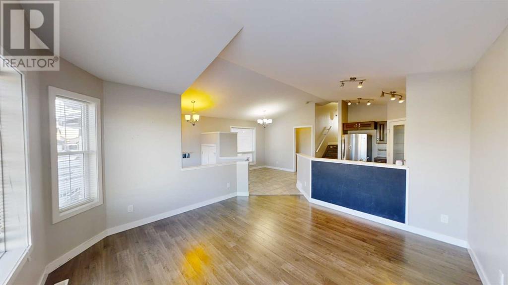 Property at 9422 88 Street image 5
