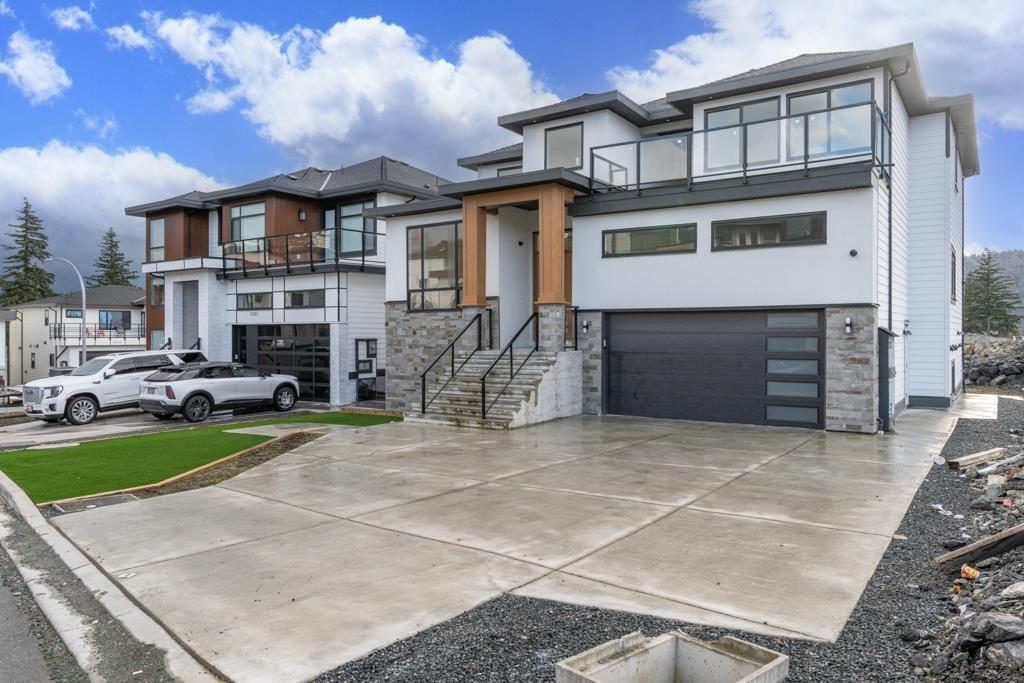 Property at 5289 HIGHVIEW DRIVE image 2