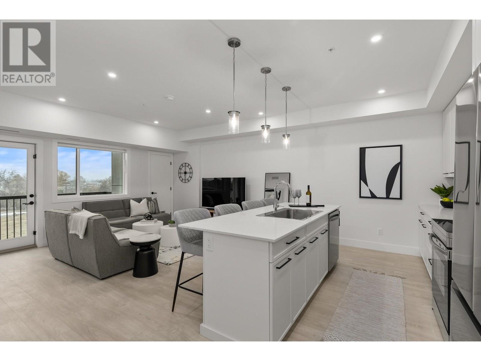 1220 Pacific Avenue Unit# 406, kelowna, British Columbia