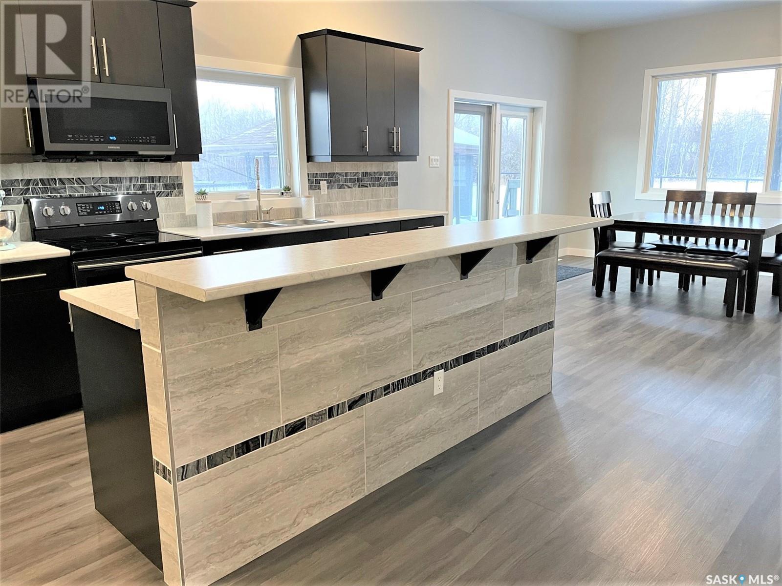 701 Bay Street, Hudson Bay, Saskatchewan  S0E 0Y0 - Photo 15 - SK010425