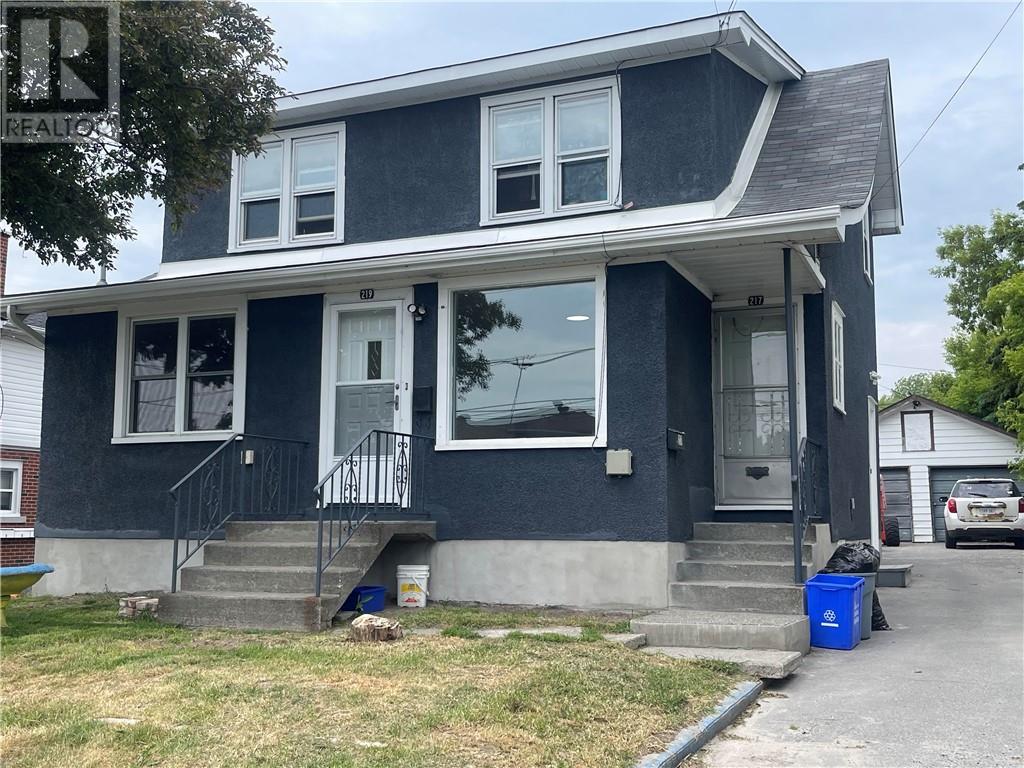 Property at 219 Whittaker Street image 2