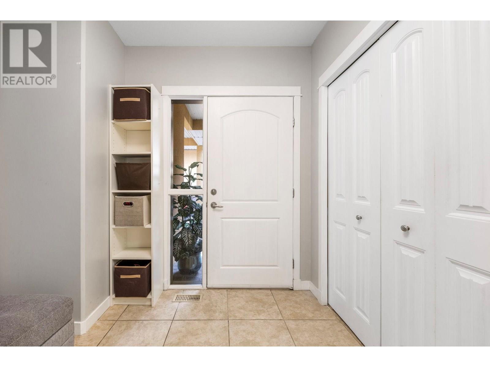 Property at 218 Glen Park Drive Unit# 31 image 4