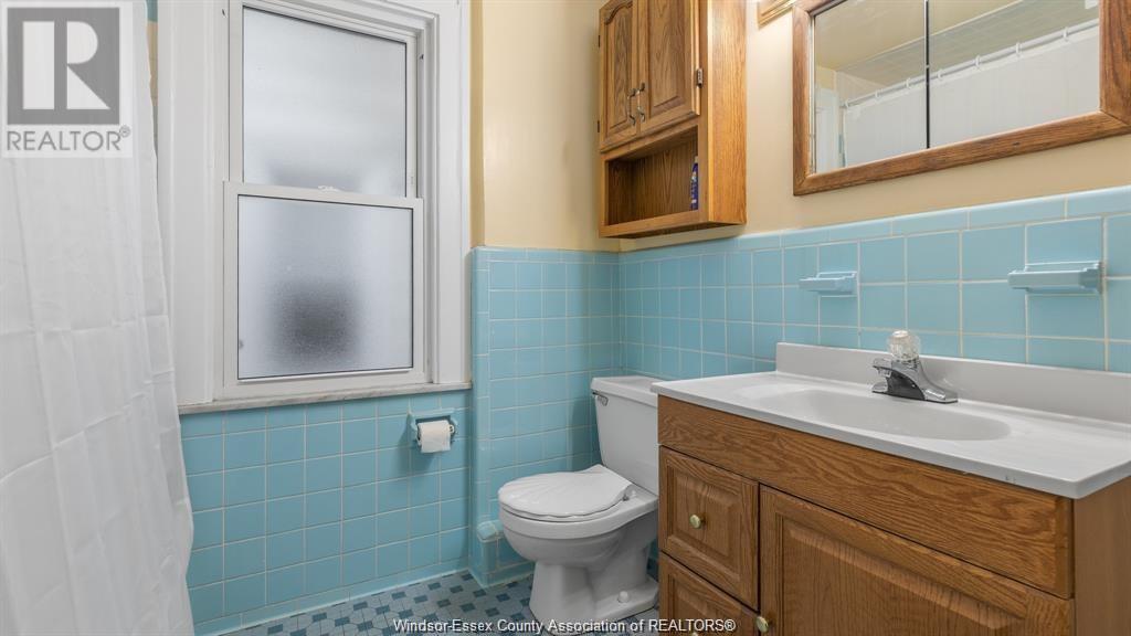 1060 Lawrence Road, Windsor, Ontario  N8Y 3Z8 - Photo 9 - 25015840
