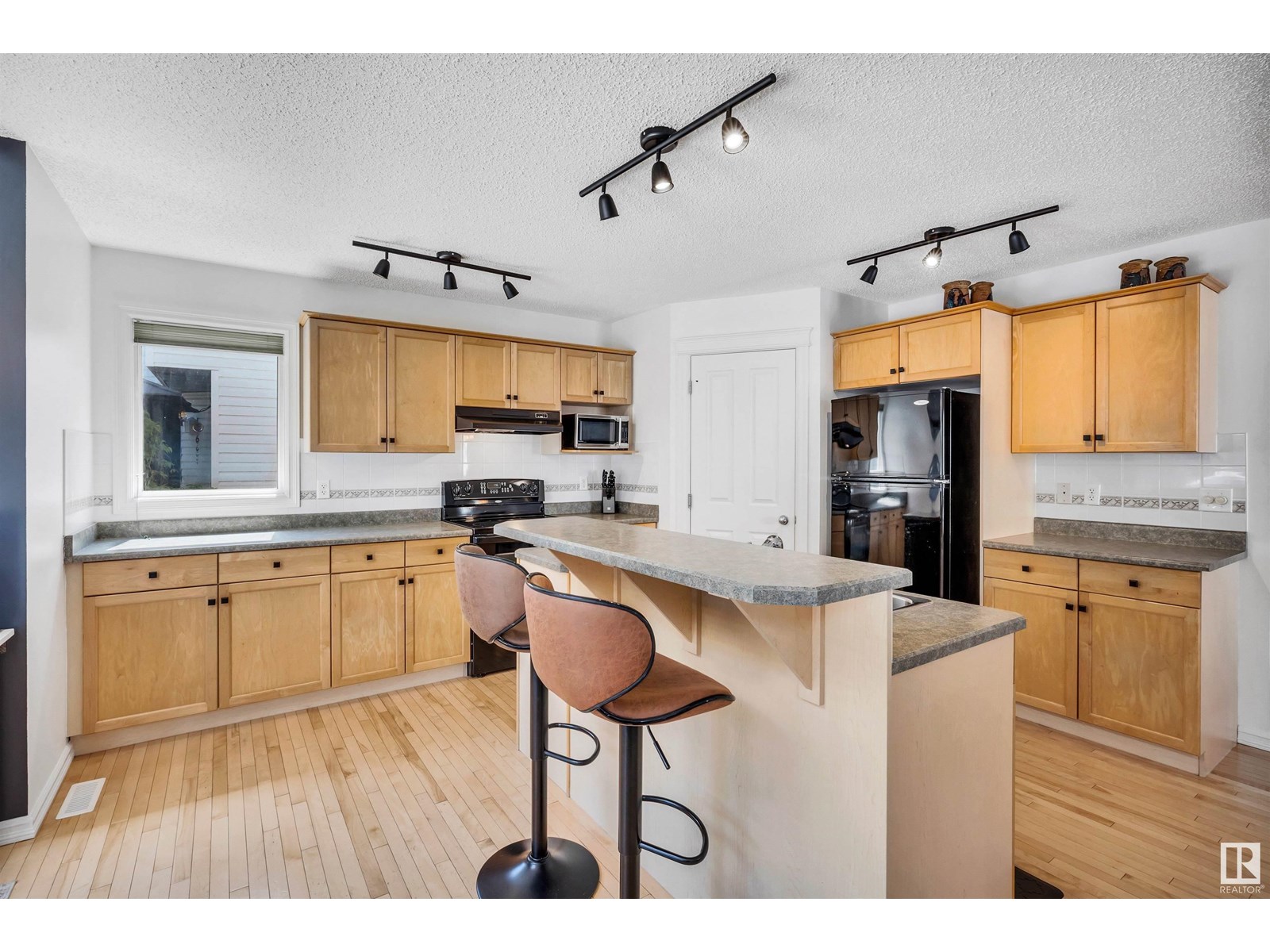 Property at 65 Rue Monette ST image 3