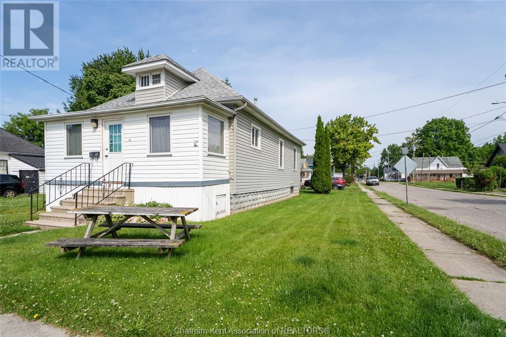 Property at 65 PATTESON AVENUE image 3