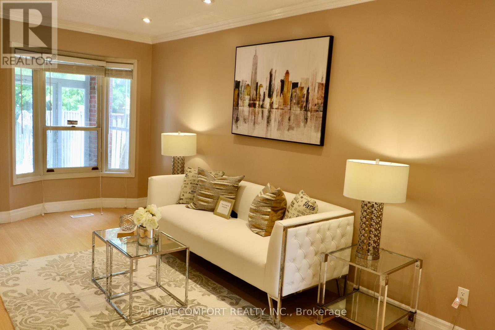 Property at 100 NETTLECREEK CRESCENT image 2