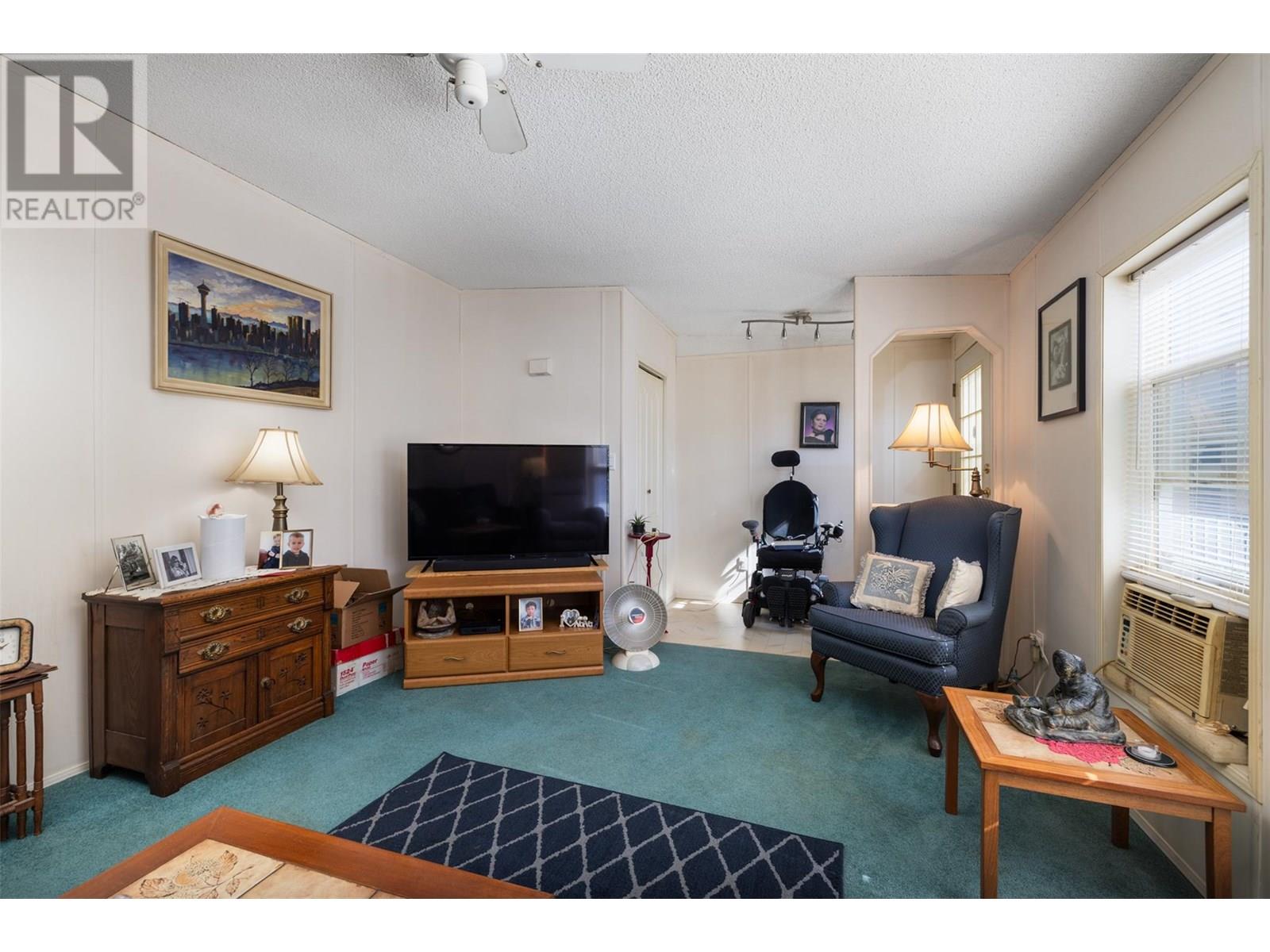 Property at 2005 Boucherie Road Unit# 137 image 5