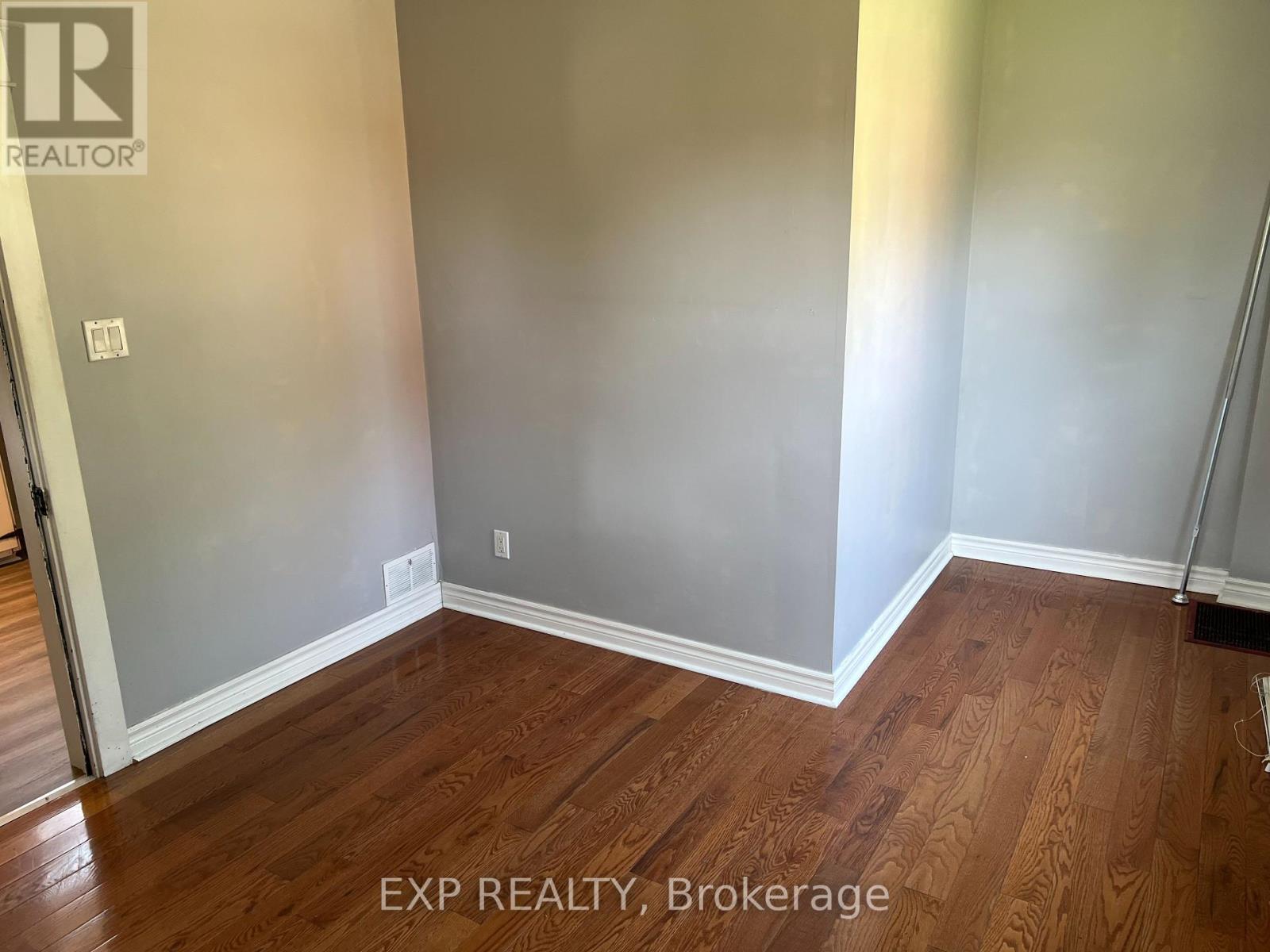 655 Browns Line, Toronto, Ontario  M8W 3V7 - Photo 24 - W12085232