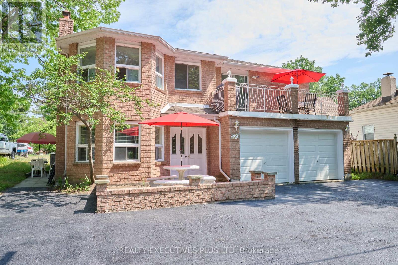 Property at 573 MOSLEY STREET image 1