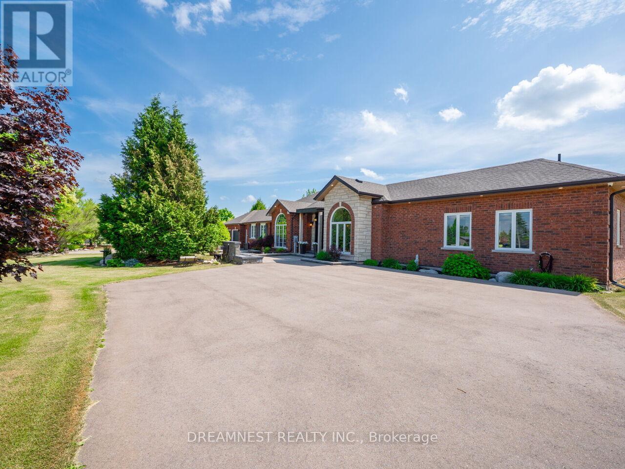 11132 Mcfarland Court, Milton, Ontario  L0P 1B0 - Photo 4 - W12237762