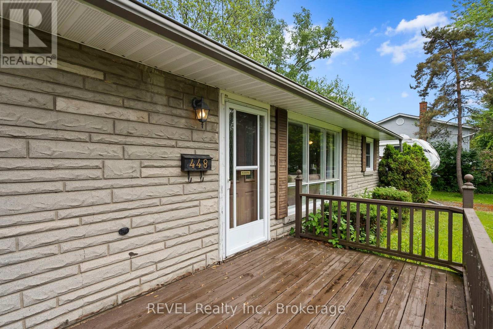 Property at 448 CRESCENT ROAD image 3