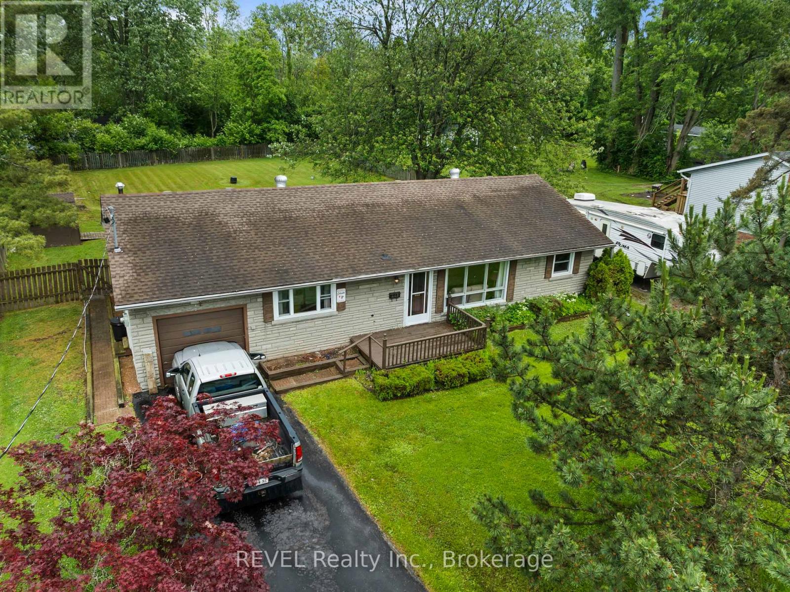 Property at 448 CRESCENT ROAD image 2