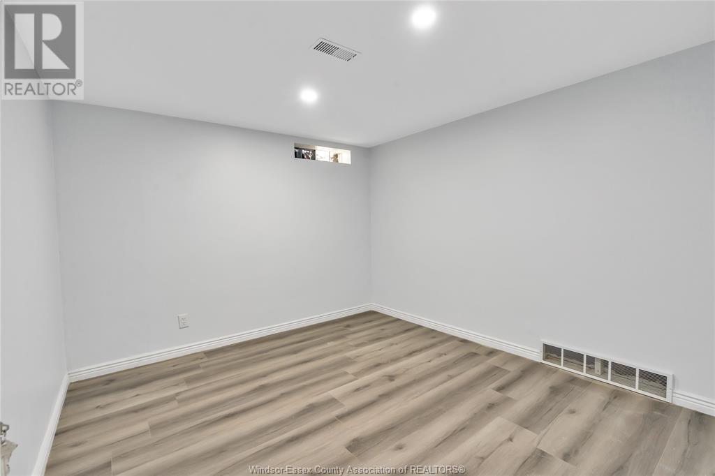 1349 Chappell Avenue, Windsor, Ontario  N9C 3E1 - Photo 18 - 25015879
