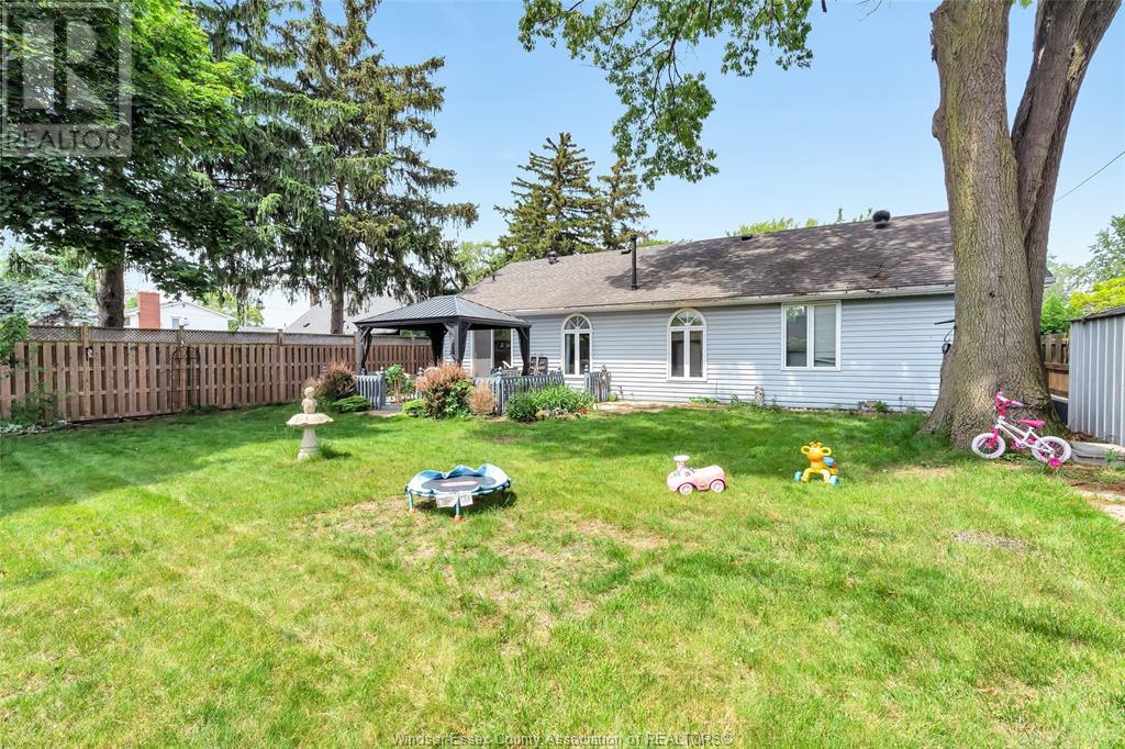 1349 Chappell Avenue, Windsor, Ontario  N9C 3E1 - Photo 28 - 25015879