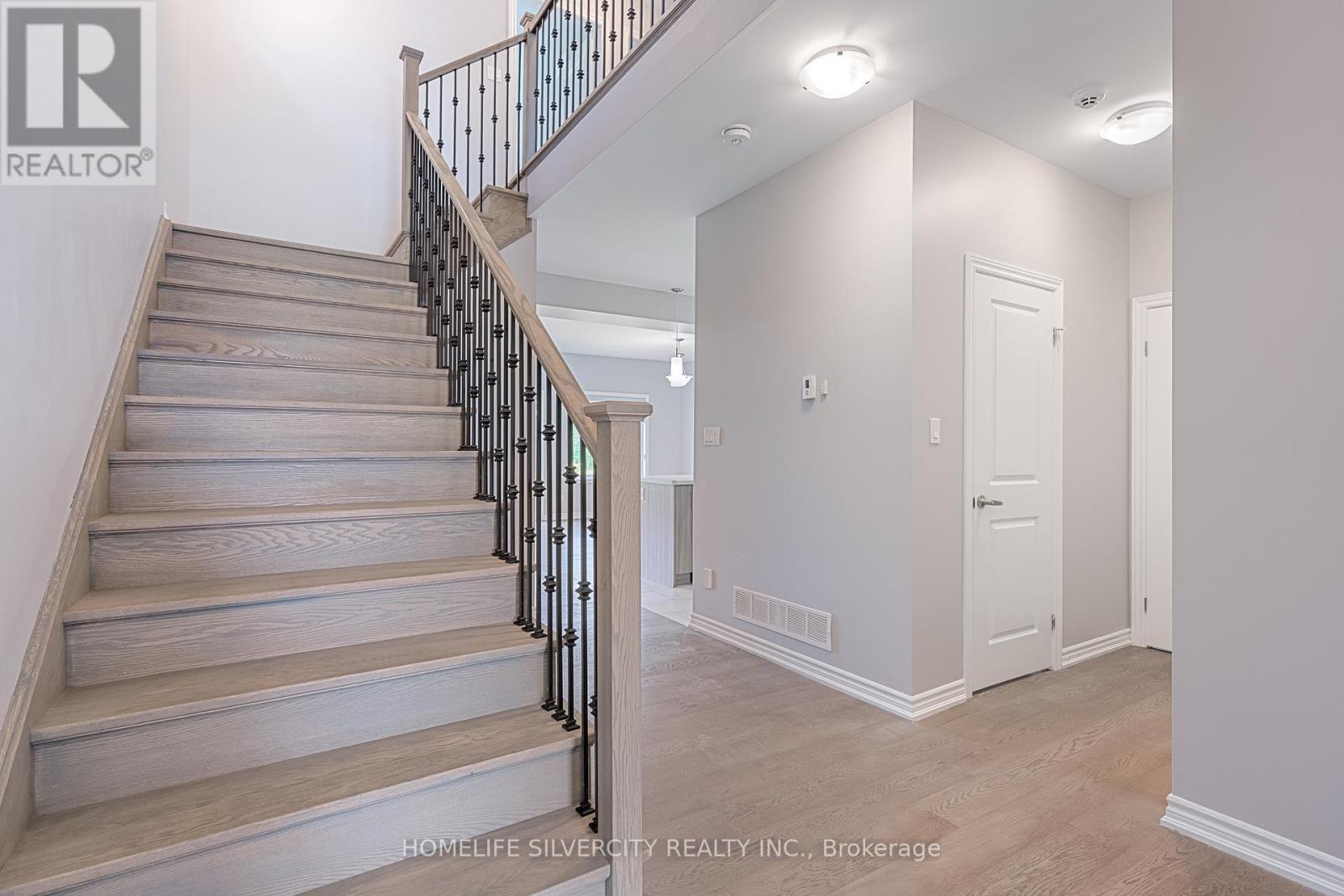 Property at 69 CAROLINE STREET image 5