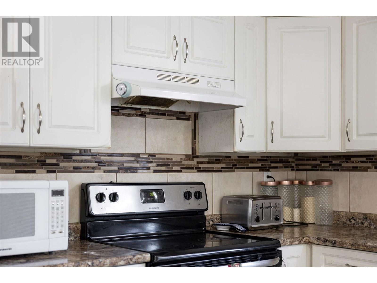 6262 Chukar Road, Vernon, British Columbia  V1H 1M8 - Photo 24 - 10343739