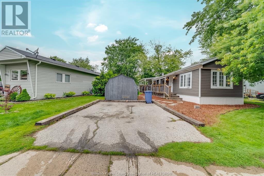 200 Steven Court, Essex, Ontario  N8M 2A8 - Photo 4 - 25015871