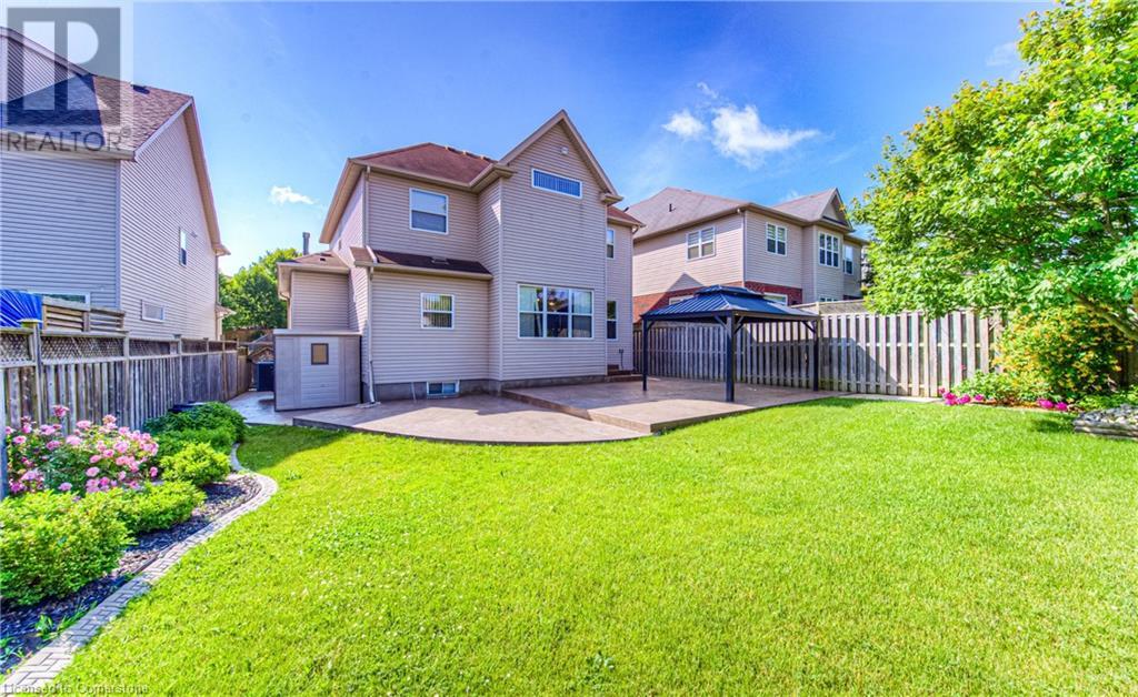 Property at 552 ALTHEIM Crescent image 4