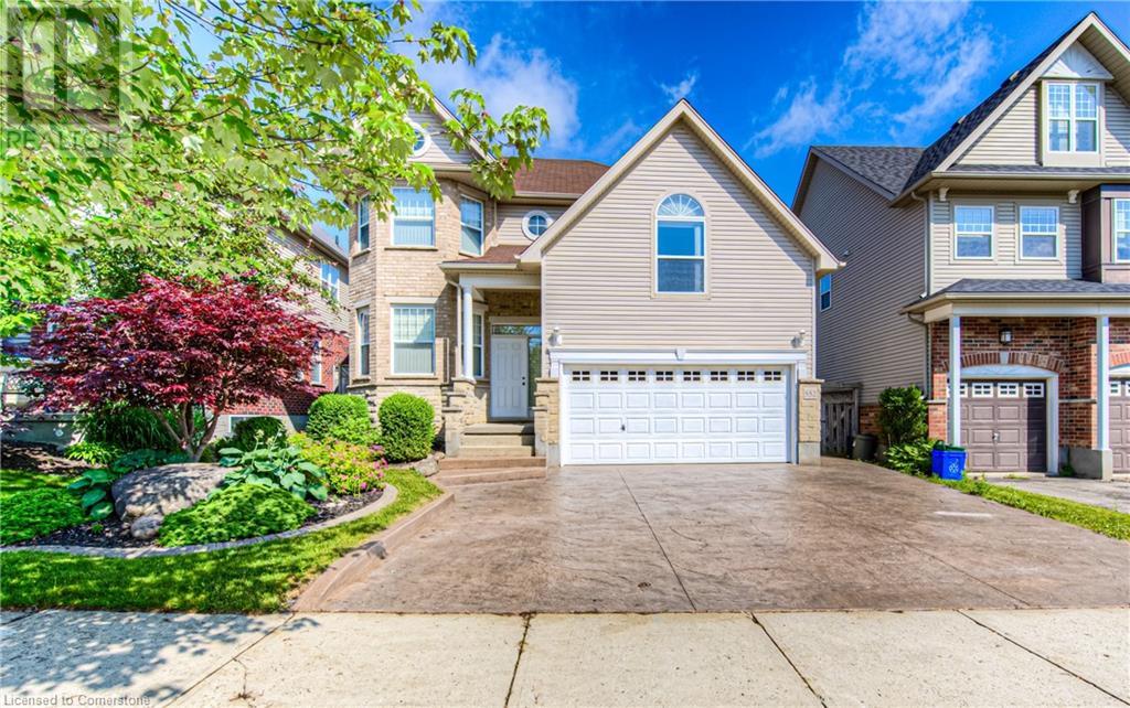 Property at 552 ALTHEIM Crescent image 3