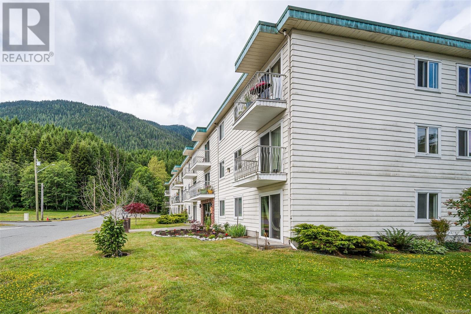 107 611 Macmillan Dr, Sayward, British Columbia  V0P 1R0 - Photo 5 - 1004249