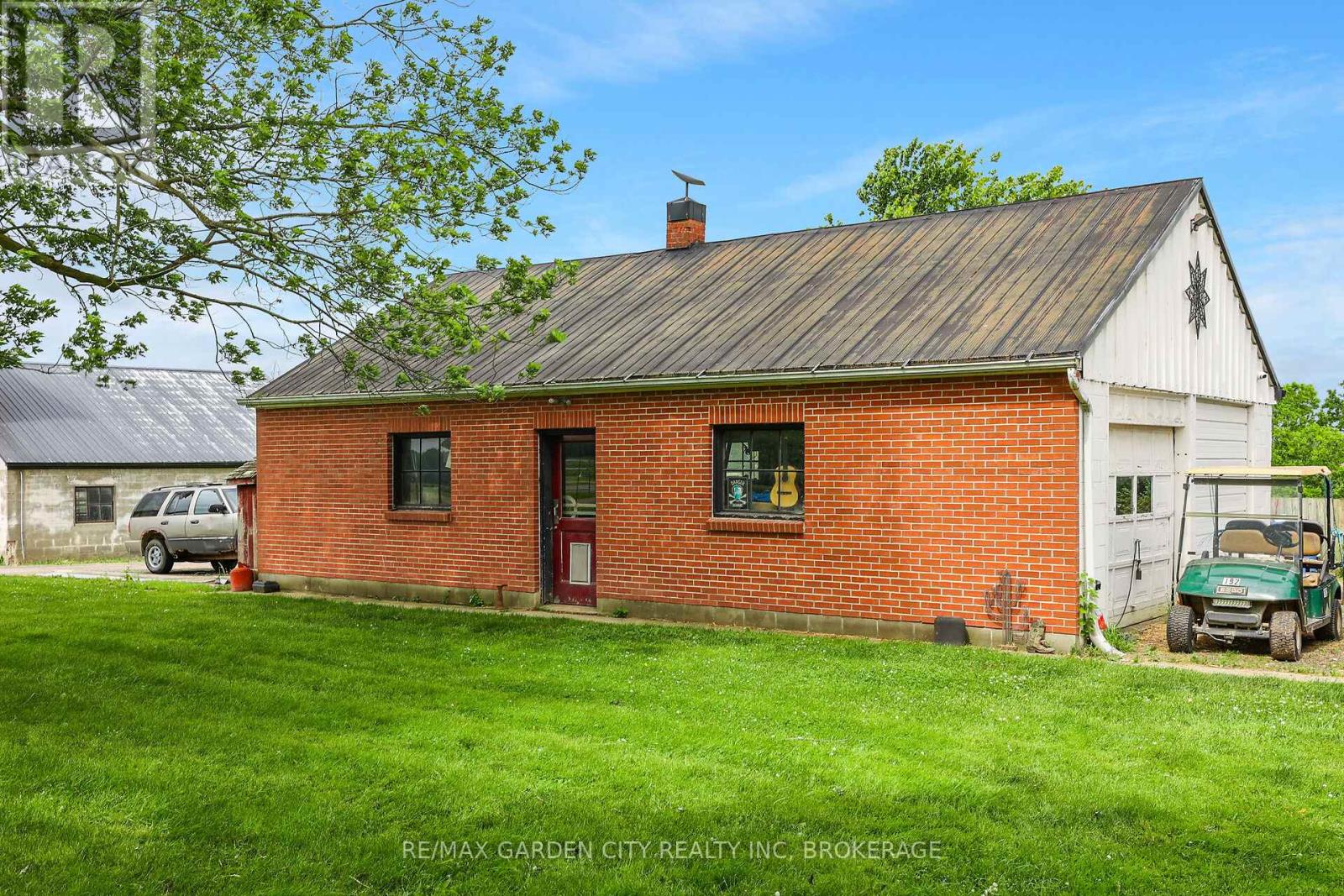 2460 Effingham Street, Pelham, Ontario  L0S 1C0 - Photo 47 - X12235325