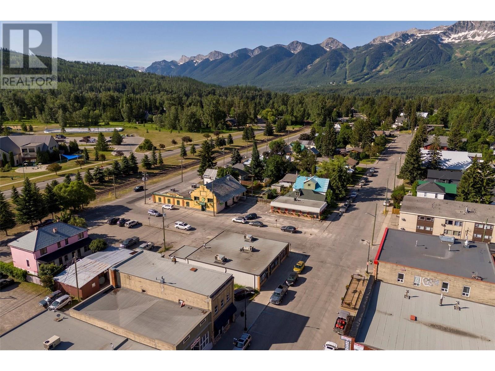 302 2nd Avenue, Fernie, British Columbia  V0B 1M0 - Photo 17 - 10353206