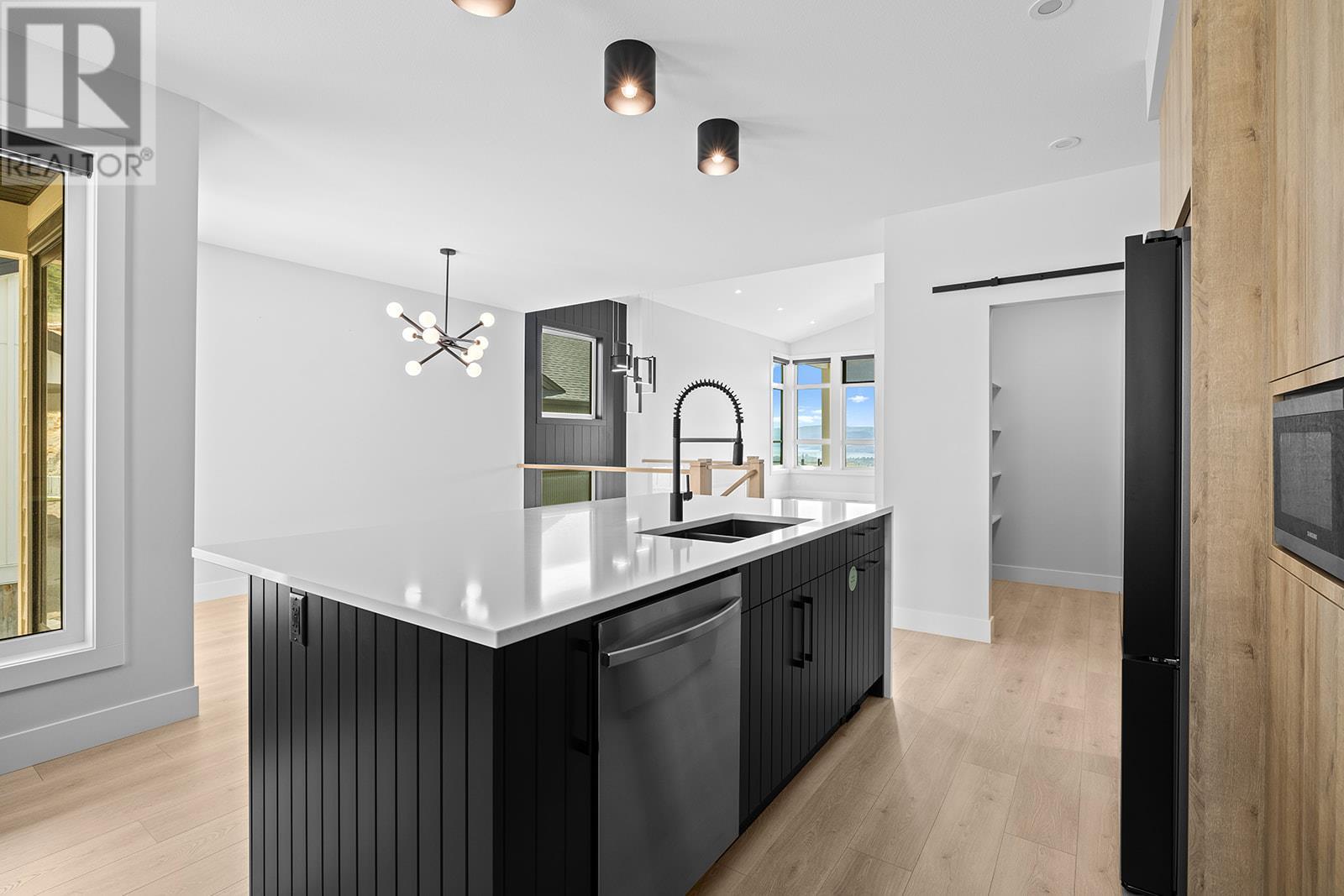 Property at 1165 Lone Pine Drive image 3