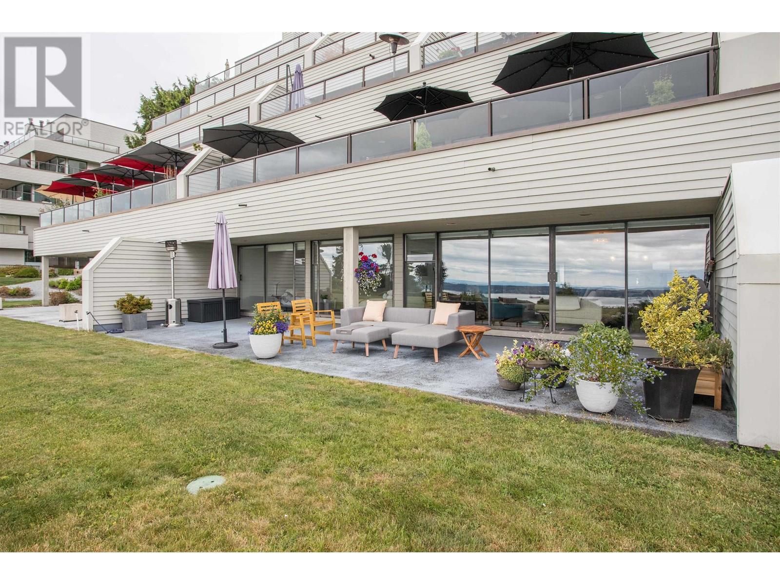 11 2242 FOLKESTONE WAY, west vancouver, British Columbia V7S2X7