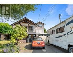 316 LAVAL SQUARE