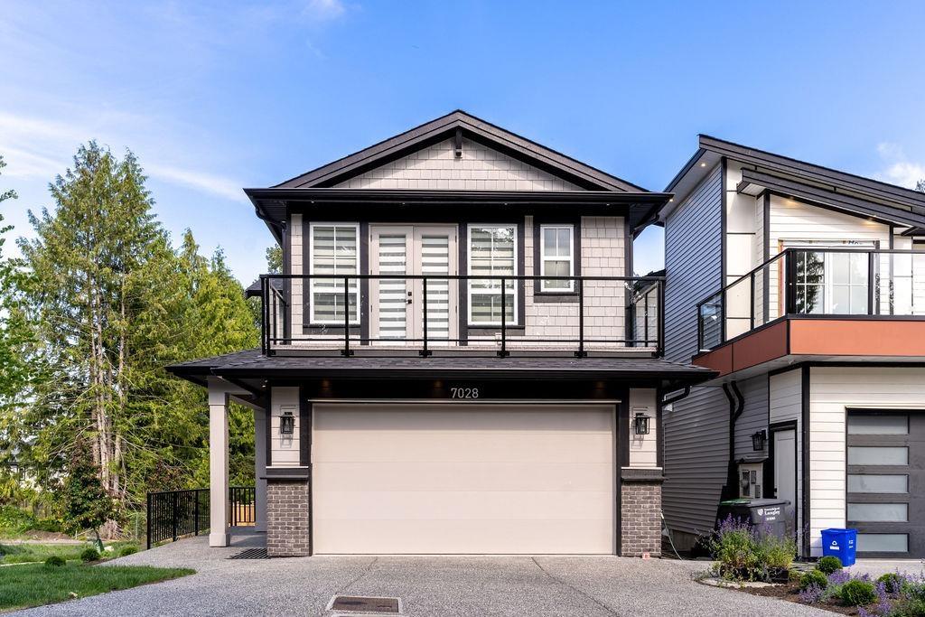 Property at 7028 205 AVENUE image 2
