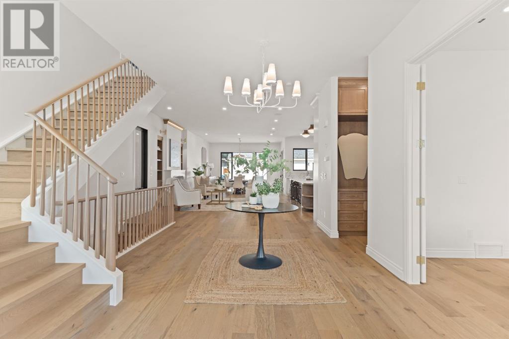 Property at 1936 31 Avenue SW image 4