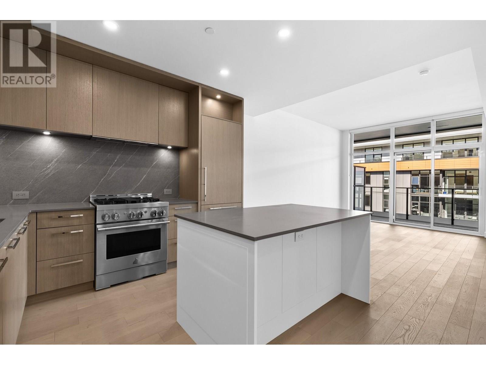 Property at 3409 Lakeshore Road Unit# 501S image 5