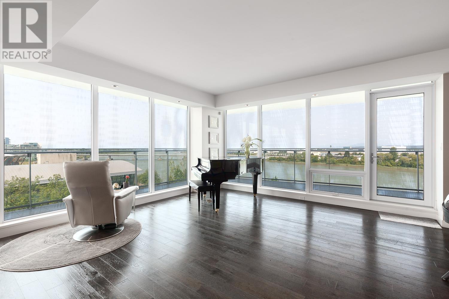 Listing Picture 18 of 40 : 701 6611 PEARSON WAY, Richmond / 烈治文 - 魯藝地產 Yvonne Lu Group - MLS Medallion Club Member