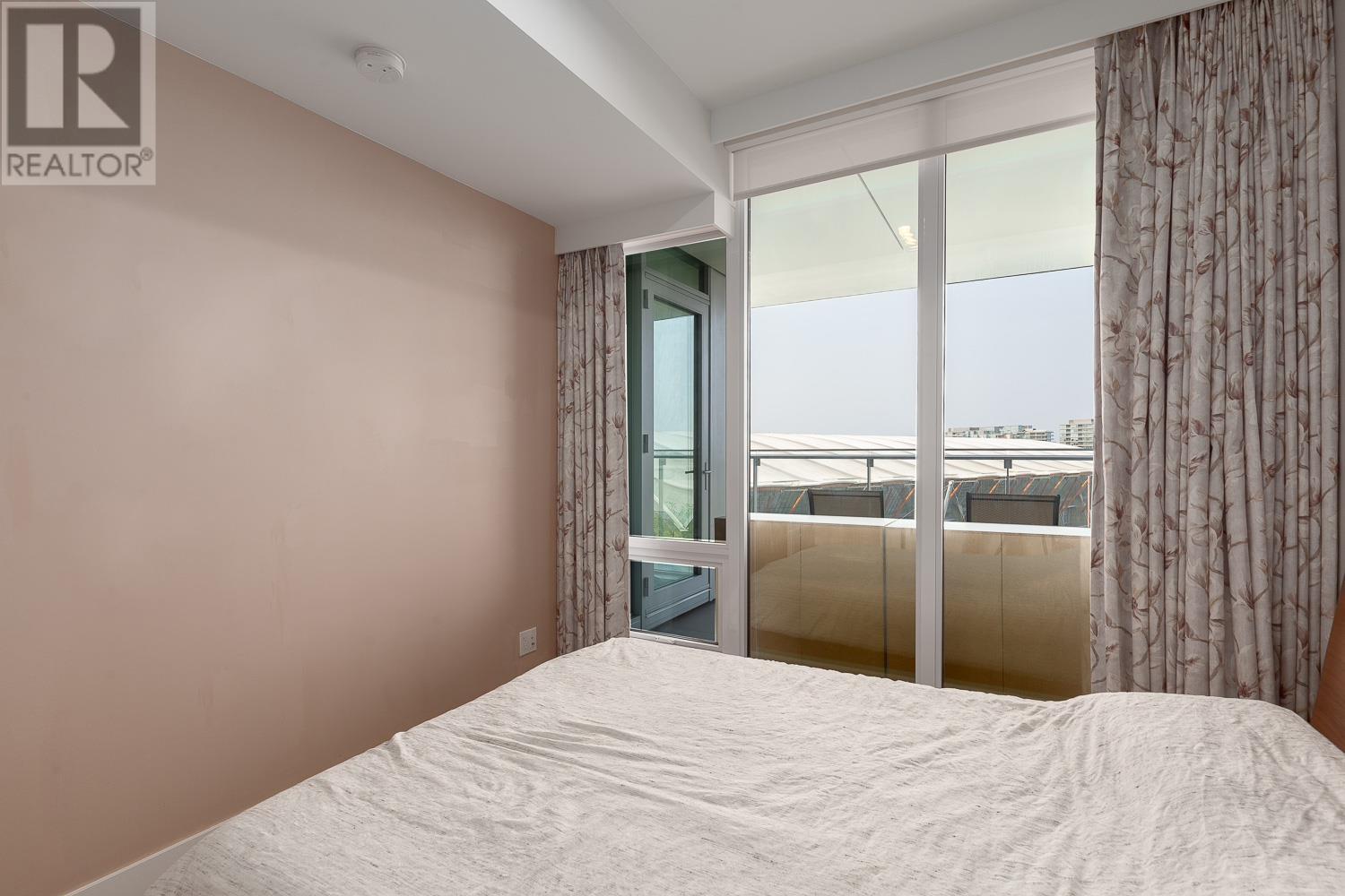 Listing Picture 34 of 40 : 701 6611 PEARSON WAY, Richmond / 烈治文 - 魯藝地產 Yvonne Lu Group - MLS Medallion Club Member